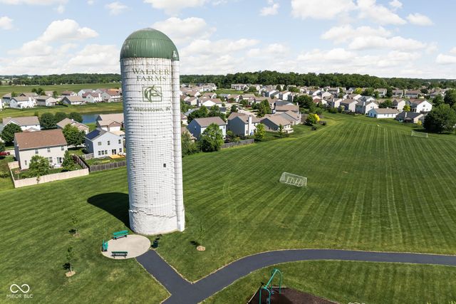 3827 Dusty Sands Road, Whitestown, IN 46075