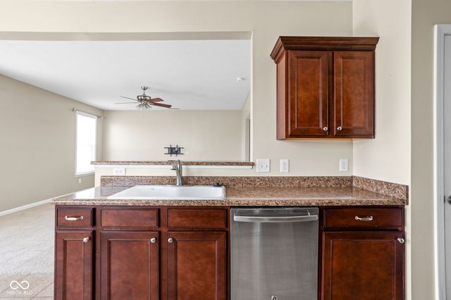 3827 Dusty Sands Road, Whitestown, IN 46075
