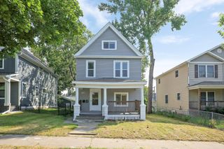 2124 Fremont Avenue N, Minneapolis, MN 55411