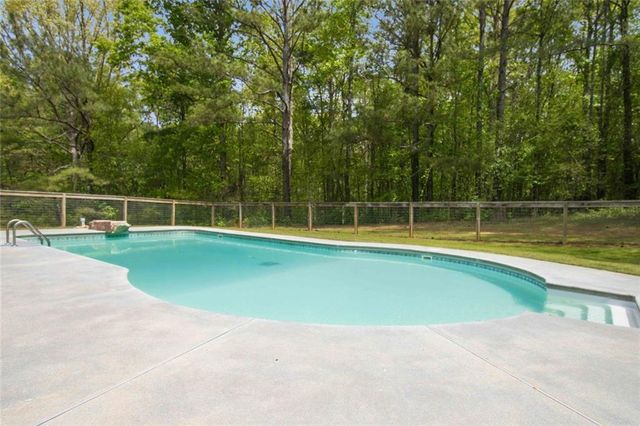 4930 H D Atha Road, Covington, GA 30014