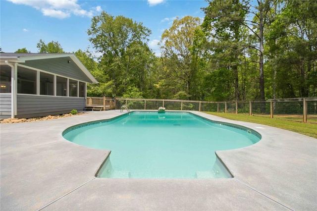 4930 H D Atha Road, Covington, GA 30014