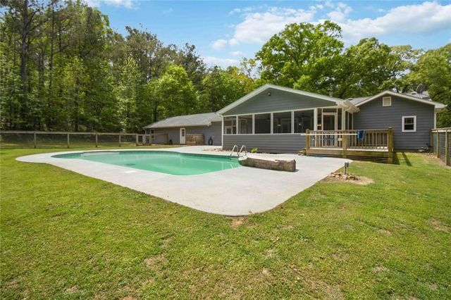 4930 H D Atha Road, Covington, GA 30014