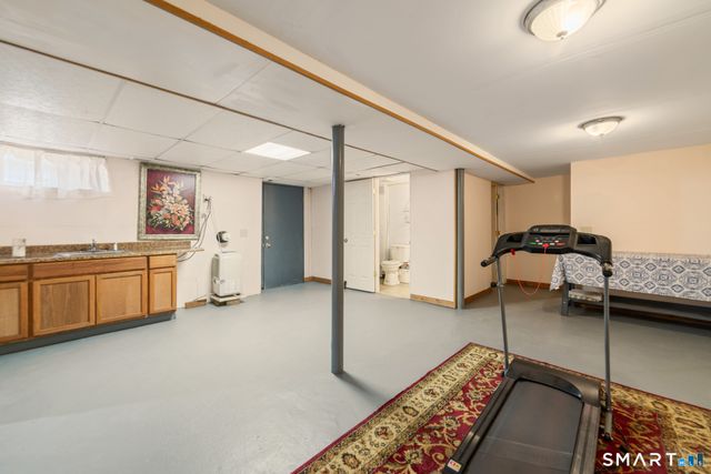 100 Prindle Road, West Haven, CT 06516