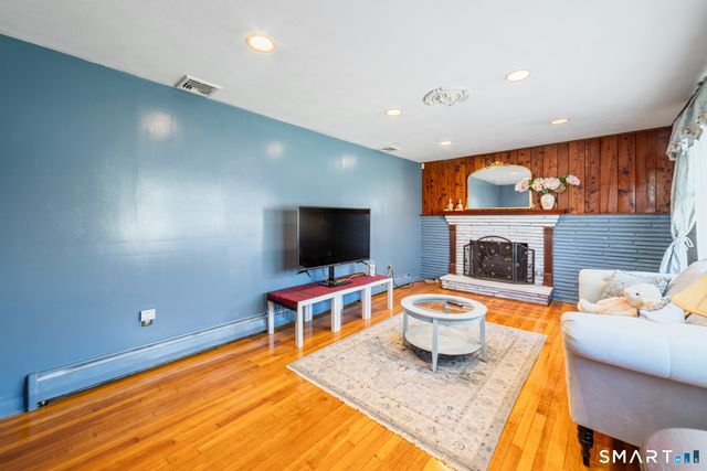 100 Prindle Road, West Haven, CT 06516