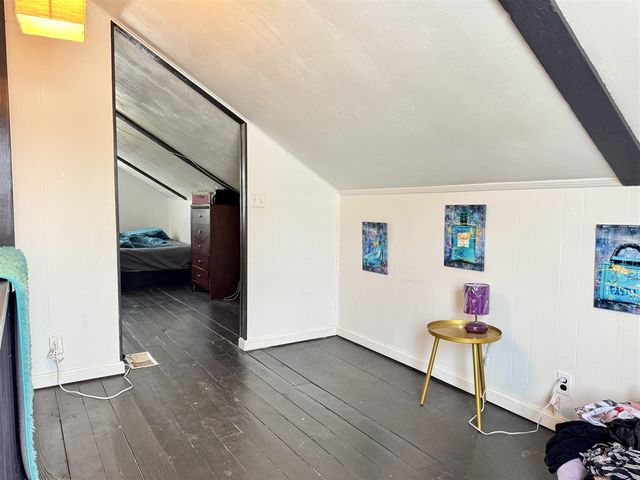 1223 Parchmount Avenue, Kalamazoo, MI 49004