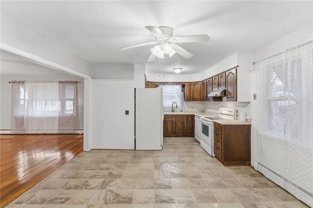 21 Webb Street, Providence, RI 02908