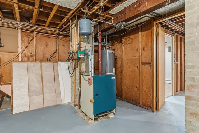 21 Webb Street, Providence, RI 02908