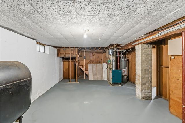 21 Webb Street, Providence, RI 02908