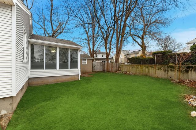 21 Webb Street, Providence, RI 02908