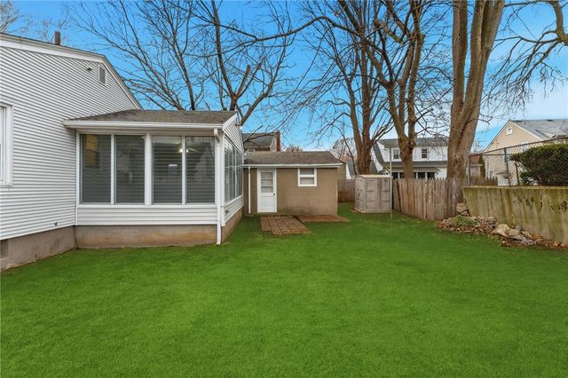 21 Webb Street, Providence, RI 02908