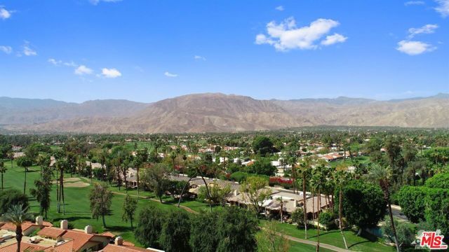 203 Serena Drive, Palm Desert, CA 92260