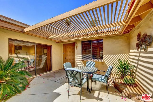 203 Serena Drive, Palm Desert, CA 92260