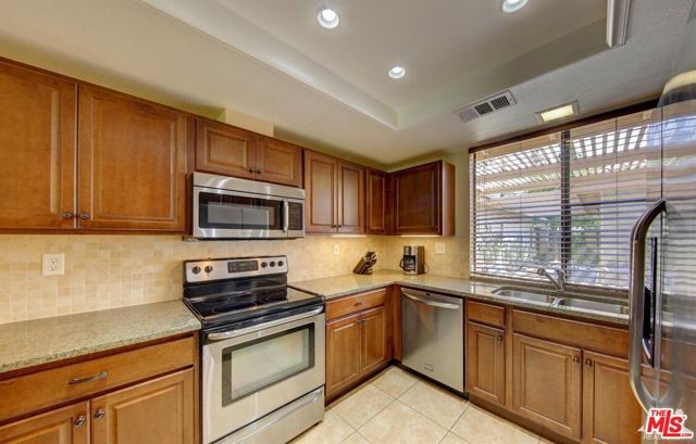 203 Serena Drive, Palm Desert, CA 92260