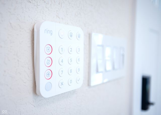 825 Main Street, Elwood, IN 46036