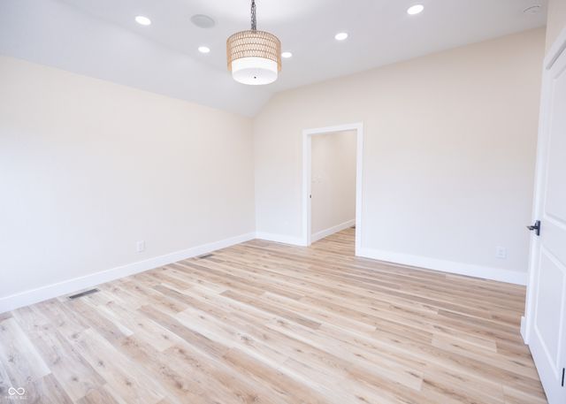 825 Main Street, Elwood, IN 46036