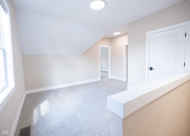 825 Main Street, Elwood, IN 46036