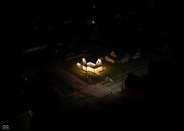 825 Main Street, Elwood, IN 46036