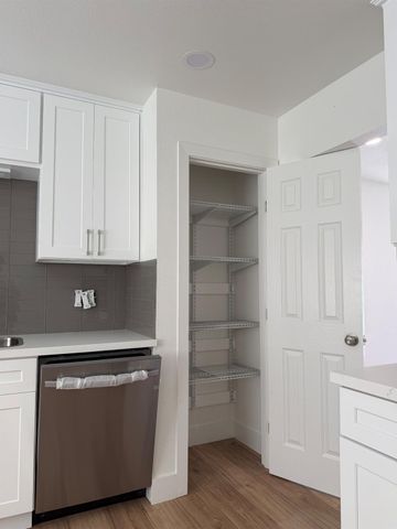 2052 Juanita Court, Modesto, CA 95350