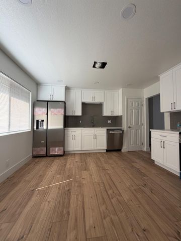 2052 Juanita Court, Modesto, CA 95350