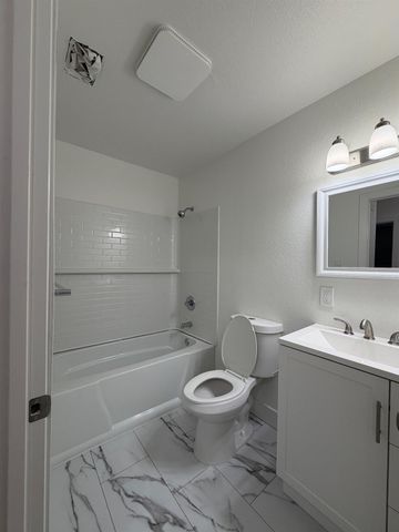 2052 Juanita Court, Modesto, CA 95350