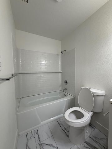 2052 Juanita Court, Modesto, CA 95350