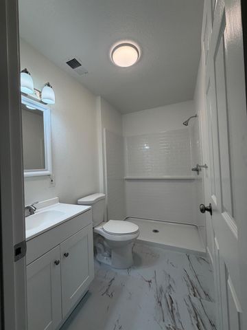 2052 Juanita Court, Modesto, CA 95350