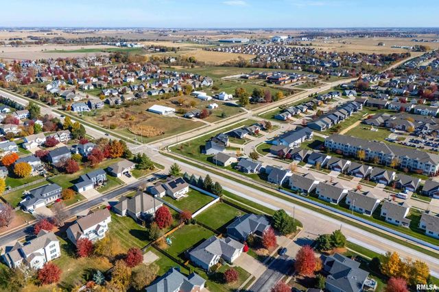 3482 Valleywynds Drive, Bettendorf, IA 52722