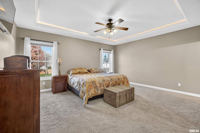 3482 Valleywynds Drive, Bettendorf, IA 52722