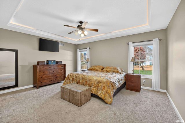 3482 Valleywynds Drive, Bettendorf, IA 52722