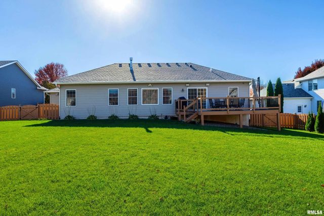 3482 Valleywynds Drive, Bettendorf, IA 52722