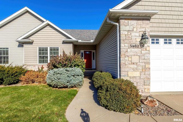 3482 Valleywynds Drive, Bettendorf, IA 52722