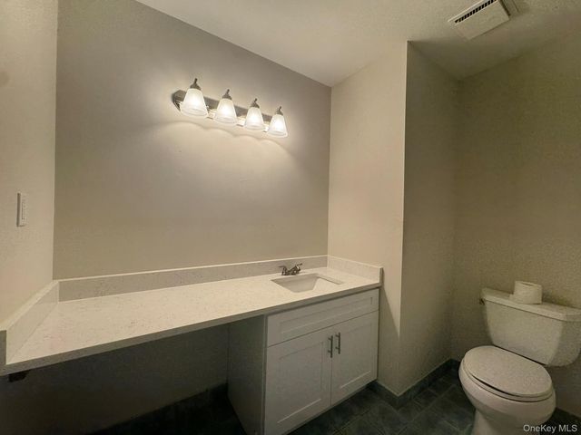 368 Woodbridge Drive A, Ridge, NY 11961