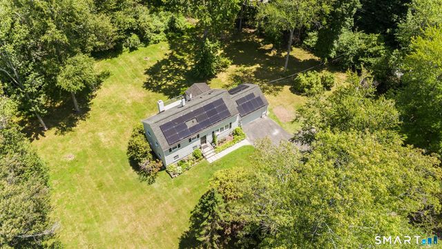 8 Ground Pine Road, Wilton, CT 06897