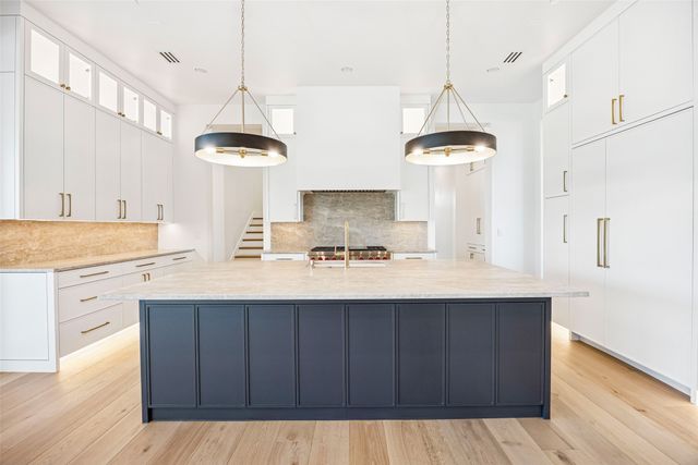 1410 Clydesdale Road, Bartonville, TX 76226