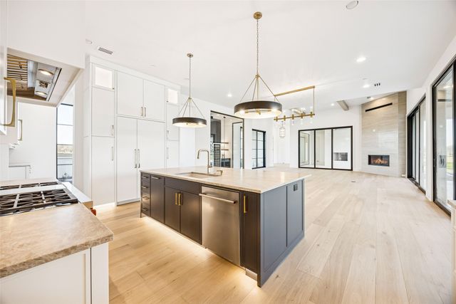 1410 Clydesdale Road, Bartonville, TX 76226