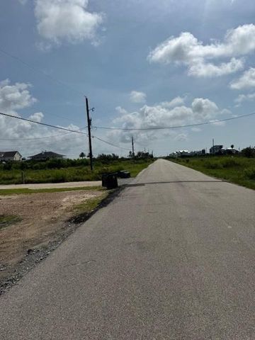 11142 Sportsman Road, Galveston, TX 77554