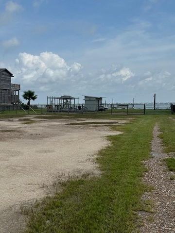 11142 Sportsman Road, Galveston, TX 77554