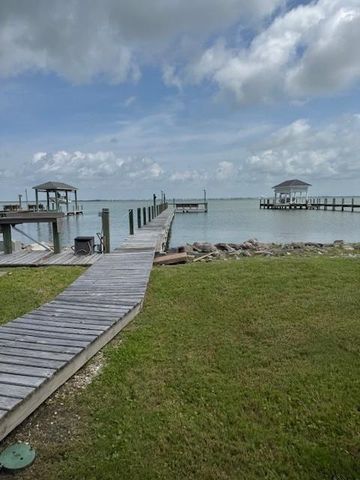 11142 Sportsman Road, Galveston, TX 77554