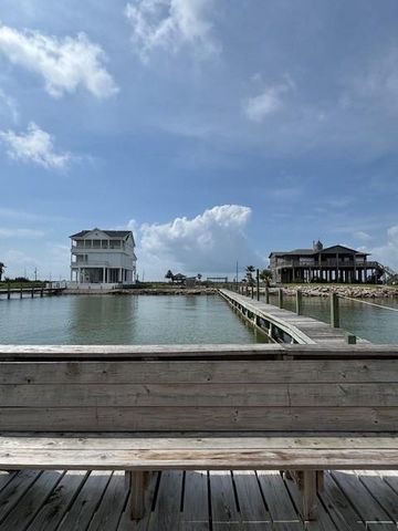 11142 Sportsman Road, Galveston, TX 77554