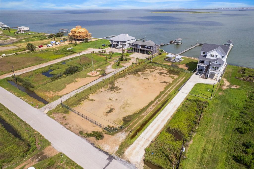 11142 Sportsman Road, Galveston, TX 77554