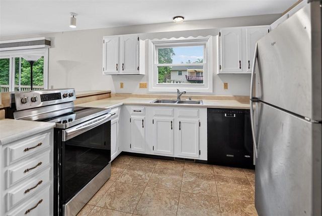6806 Stratford Drive, Madison, WI 53719