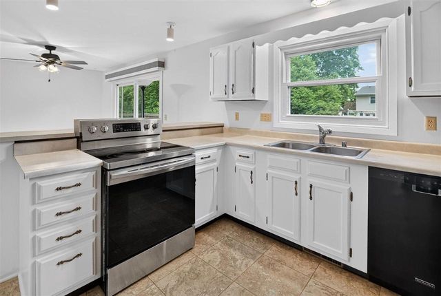 6806 Stratford Drive, Madison, WI 53719