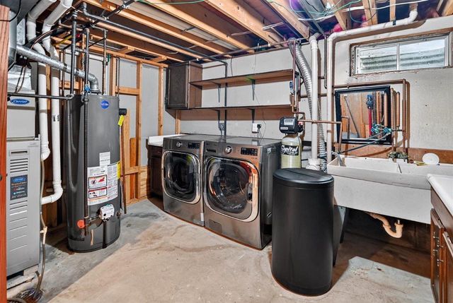 6806 Stratford Drive, Madison, WI 53719