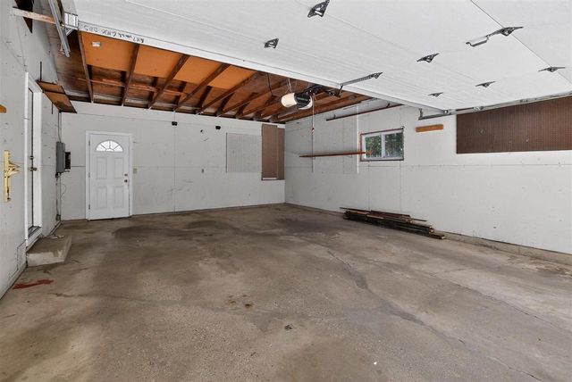 6806 Stratford Drive, Madison, WI 53719
