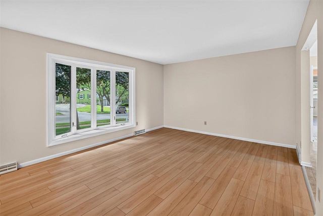 6806 Stratford Drive, Madison, WI 53719