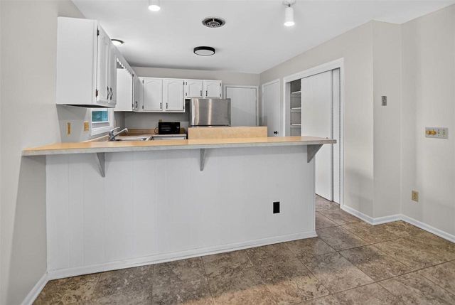 6806 Stratford Drive, Madison, WI 53719