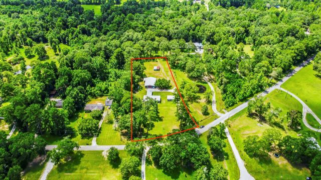 368 County Road 2222, Cleveland, TX 77327