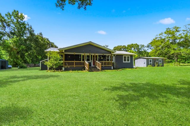 368 County Road 2222, Cleveland, TX 77327