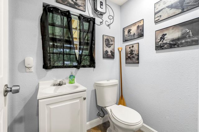 368 County Road 2222, Cleveland, TX 77327