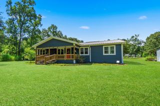 368 County Road 2222, Cleveland, TX 77327